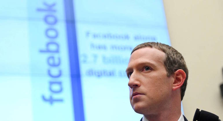 Empresa de Mark Zuckerberg vai desembolsar R$ 3,5 bilhões após caso da Cambridge Analytica