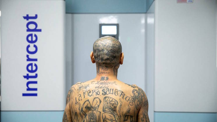 Antes da construção do megapresídio, El Salvador tinha cerca de 30 mil vagas para detentos espalhadas por 20 cadeias