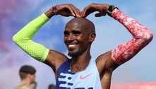 Tetracampeão olímpico Mo Farah faz última corrida e se aposenta: 'O atletismo me salvou'