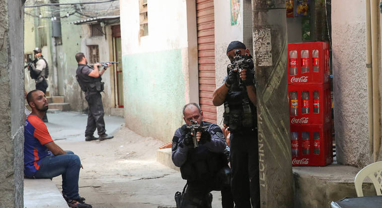 Operação terminou com 25 pessoas mortas no Jacarezinho