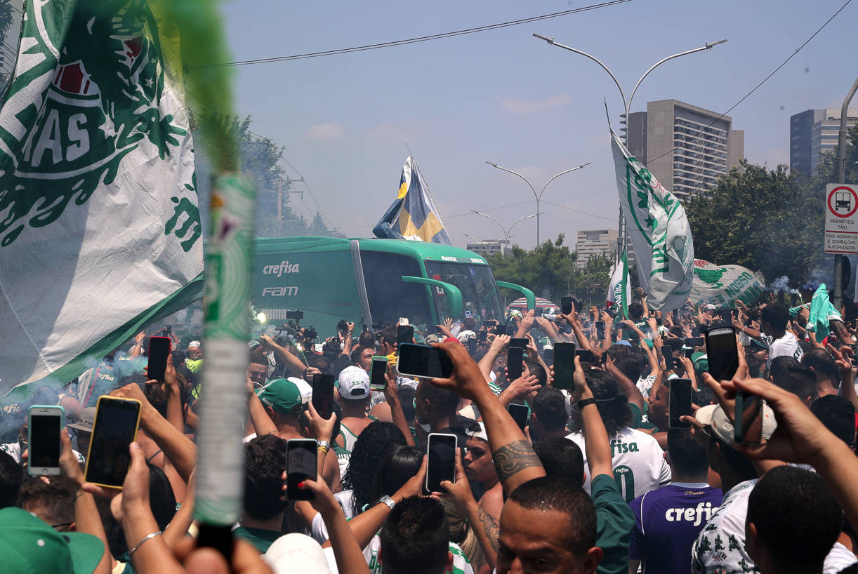 União Flarinthians ressurge nas redes sociais para secar Palmeiras na final  da Libertadores – O Chefão da Notícia