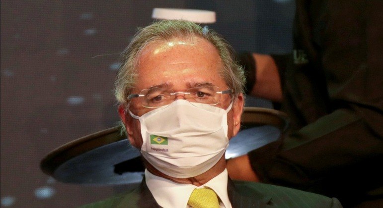 Guedes: aux�lio de R$ 200,00 e treinamento para os jovens