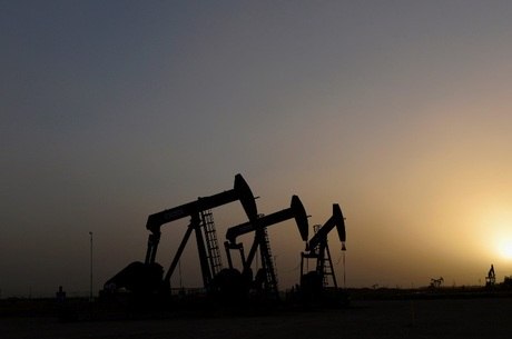 Preço do petróleo foi prejudicado por guerra entre Arábia Saudita e Rússia