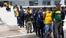 '200 pessoas foram presas e 40 ônibus, apreendidos', informa Dino