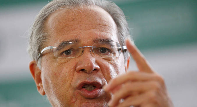 O ministro da Economia, Paulo Guedes, que acenou mudanças na reforma do IR