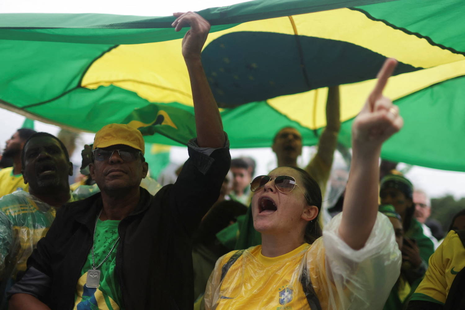 No Rio, a concentração ocorre em frente ao Palácio Duque de Caxias