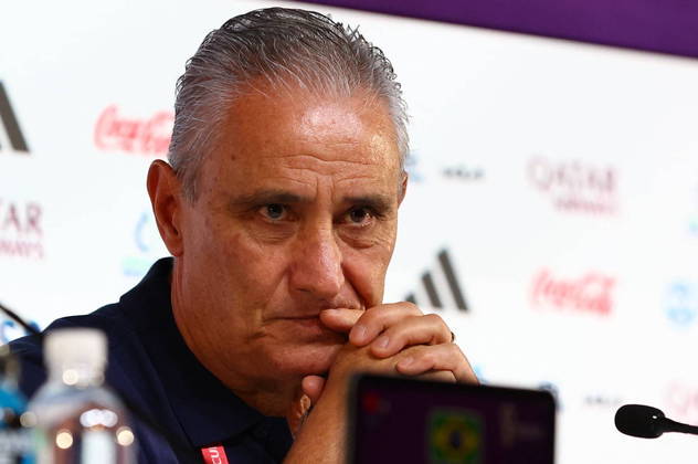 Em 2014, o gaúcho se manteve afastado da profissão, já que esperava ser convidado para comandar a seleção brasileira. A CBF, por outro lado, optou por Dunga. 