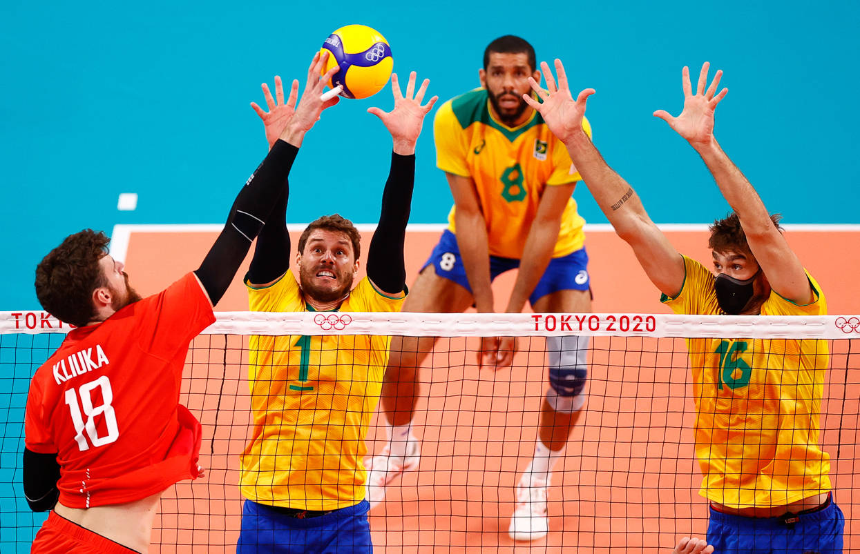 Brasil Perde Mas Mantem Chances No Volei Masculino Esportes R7 Olimpiadas