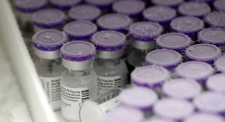 Ministério da Saúde torna obrigatório registro de aplicação de vacinas contra a covid-19

