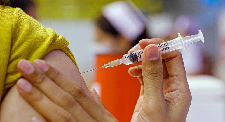 Estado de São Paulo já aplicou mais de 10 milhões de doses da vacina contra covid-19