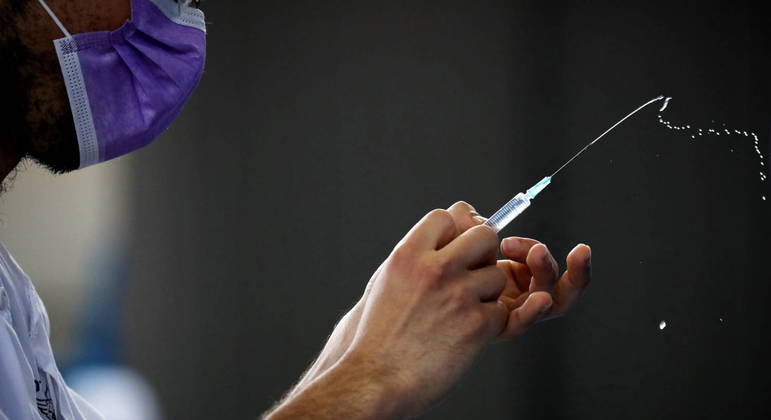 COI vai comprar vacinas da China para os Jogos Olímpicos de Tóquio deste ano
