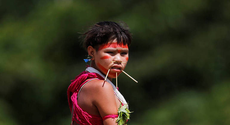 Indígena yanomami em Alto Alegre, Roraima