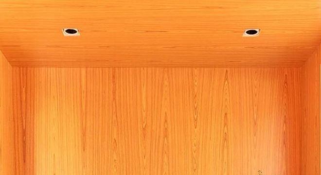 revisteiro - mesa com revisteiros 