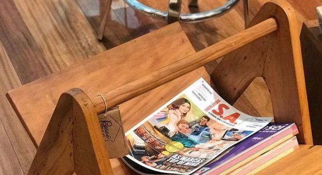 revisteiro - revisteiro de madeira duplo 