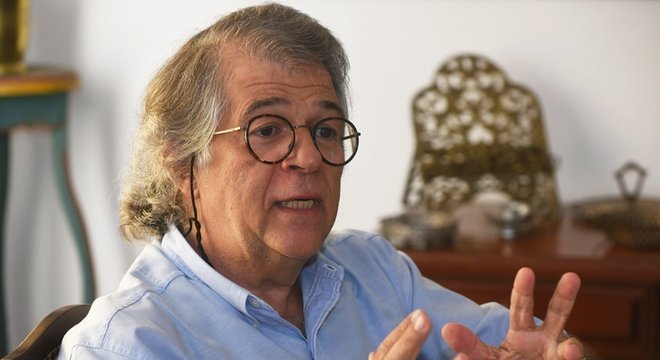 Tolerância dos motoristas e entregadores de app têm um limite, diz o professor Ricardo Antunes