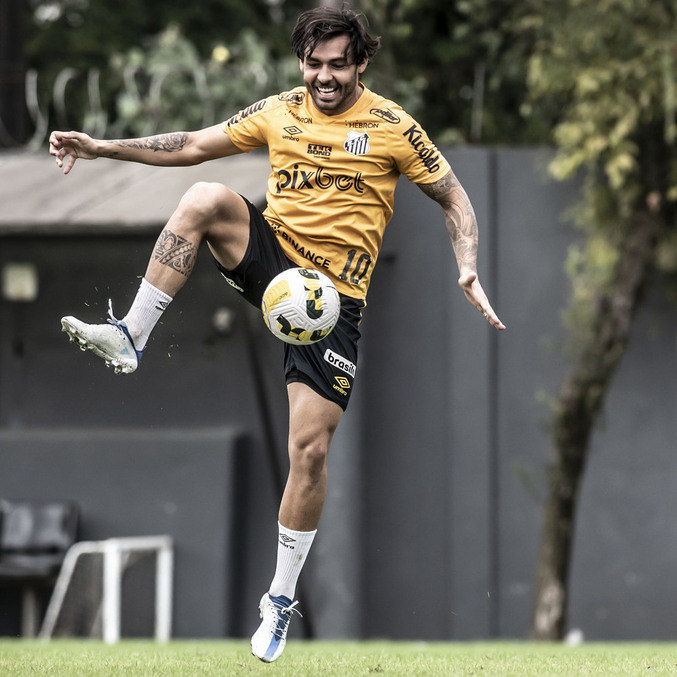 O camisa 10 santista Ricardo Goulart: útlimo gol marcado foi em 19 de março 