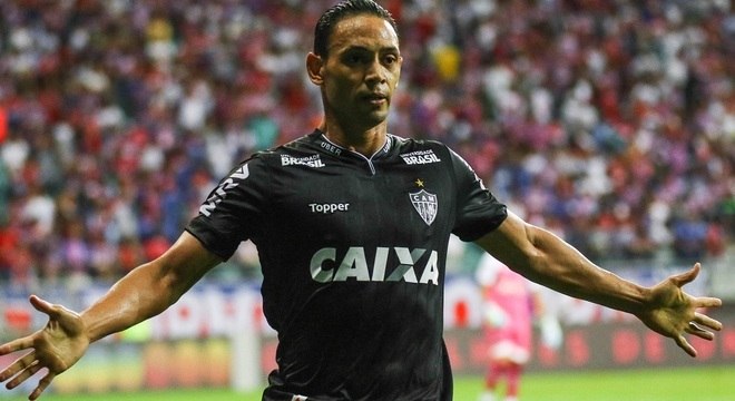 Aos 39 anos, Ricardo Oliveira é titular do Atlético-MG e vice-artilheiro do Brasileirão
