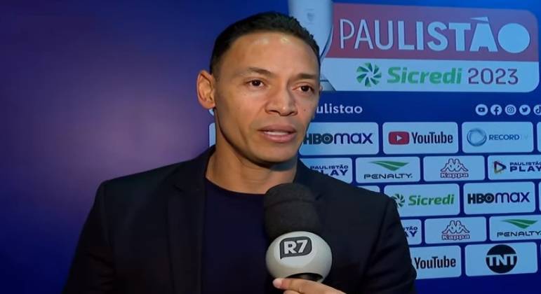 Ricardo Oliveira foi o ídolo do Santos convidado para participar do lançamento do Paulistão 2023