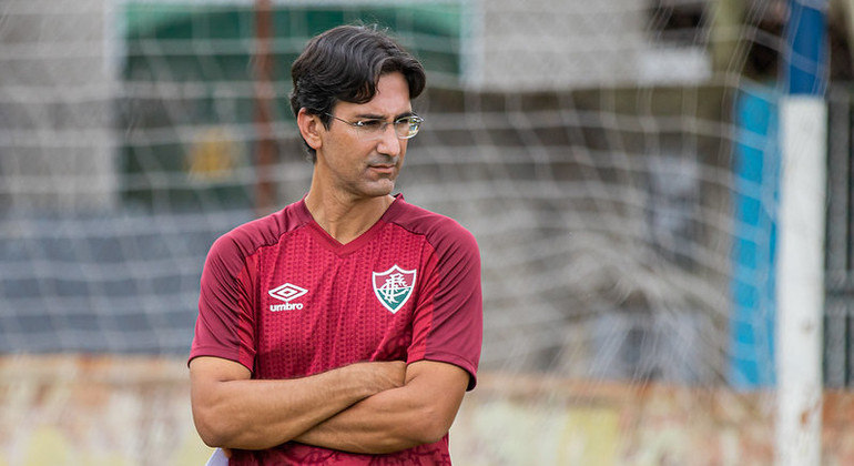 Ricardo Resende é o técnico do time sub-20 do Fluminense