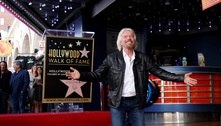 Bilionário Richard Branson ganha estrela na calçada da fama 
