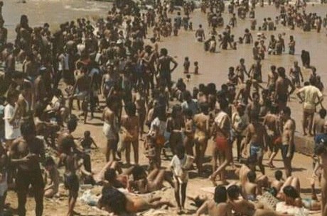 Faixa de areia na margem do rio era destino de turistas de várias partes do Brasil