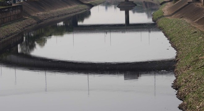 Trecho de 163 km do rio está poluído, mantendo oxigenação em praticamente 0%