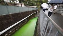 Mistério: rio fica verde brilhante e assusta moradores