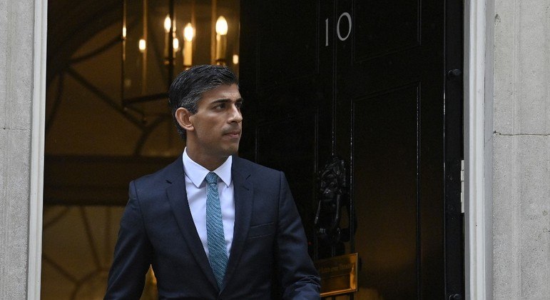Lei sobre imigração é endossada pelo primeiro-ministro do Reino Unido, Rishi Sunak