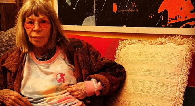 Rita Lee já começou o tratamento para curar o câncer no pulmão