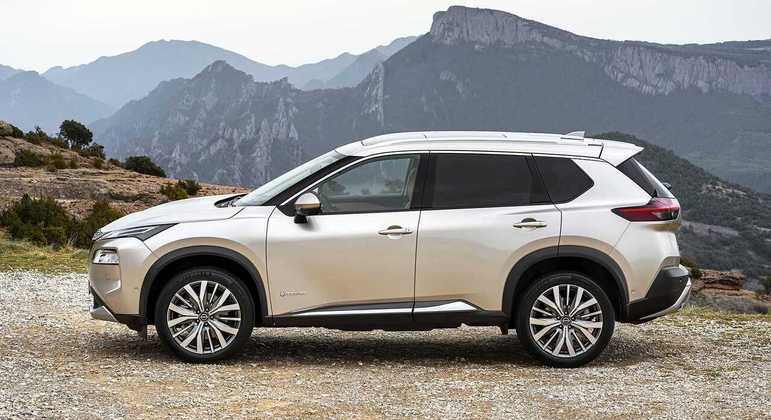 Nissan X-Trail mede 4,66 metros de comprimento e 2,70 metros de distância entre-eixos