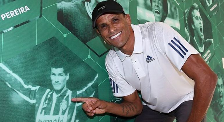 Rivaldo foi direto. "Melhor perder para o Tigres. Palmeiras perderia feio para o Bayern"