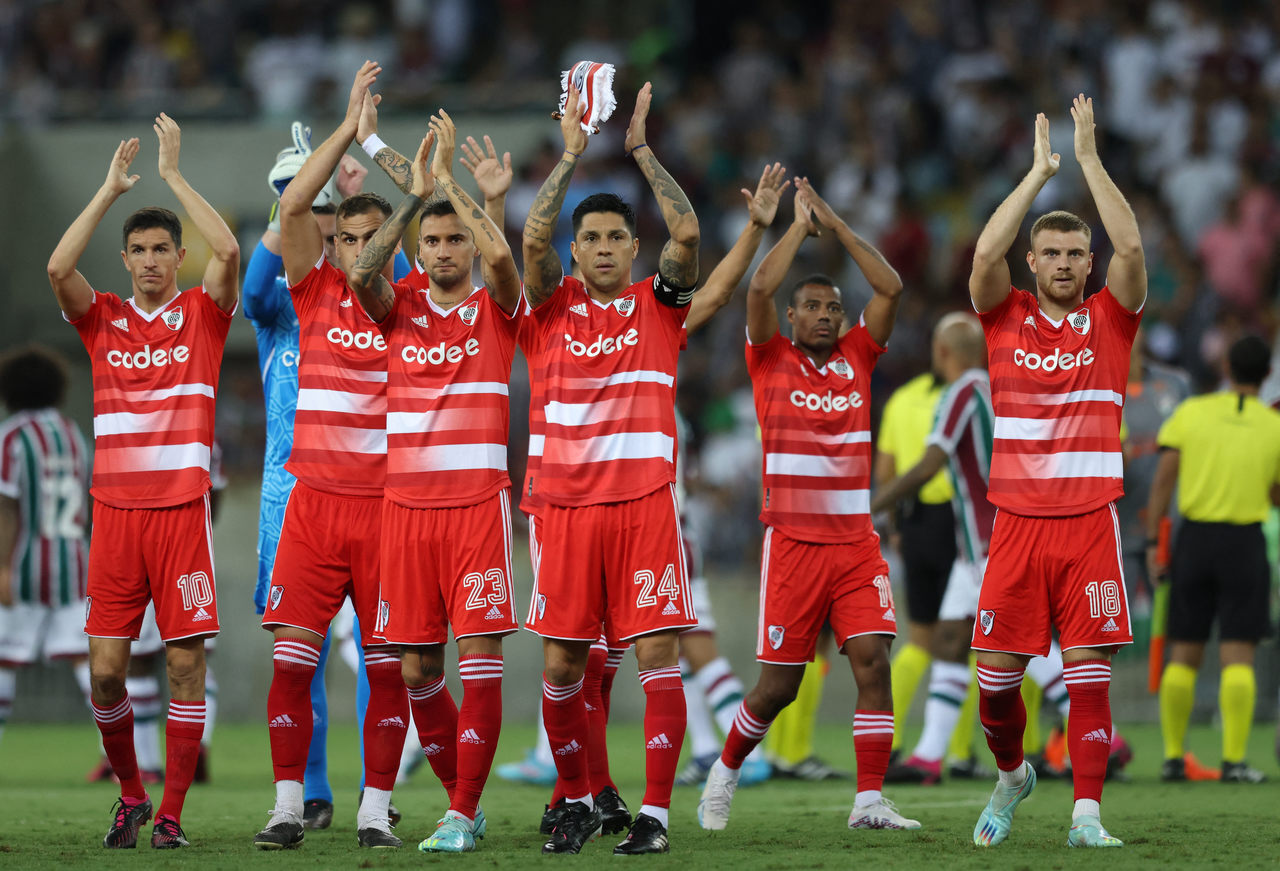 Técnico do River vê Fluminense como melhor time do Brasil após goleada