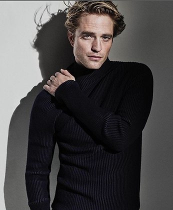 Robert Pattinson - Ator, produtor, músico e modelo. O Novo Batman no cinema!  Nascido na Inglaterra. 35 anos. 