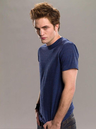 Robert Pattinson - Dizem que desde que alcançou enorme sucesso como o vampiro da saga 