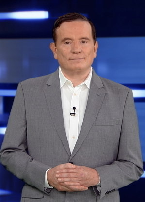 Roberto Cabrini apresenta a "Retrospectiva 2022" na Record