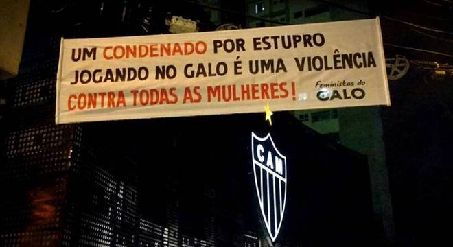As torcedores do Atlético Mineiro tiraram o jogador de Belo Horizonte
