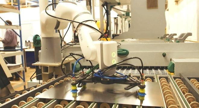 Robô EVA em funcionamento