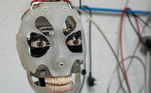 Robô rosto humano