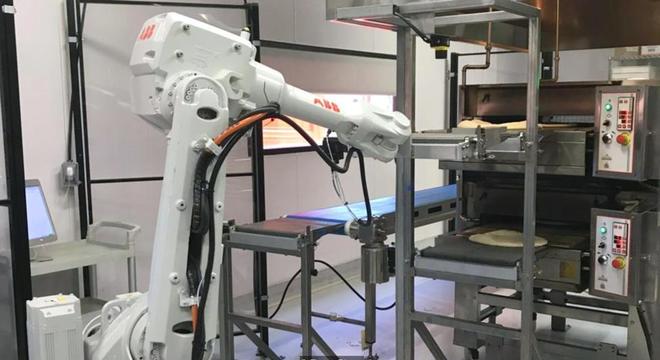 Robôs-pizzaiolos poderiam revolucionar indústria de entrega de fast food 