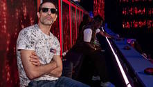 Robson Moura agita as redes sociais ao interpretar canção do Djavan