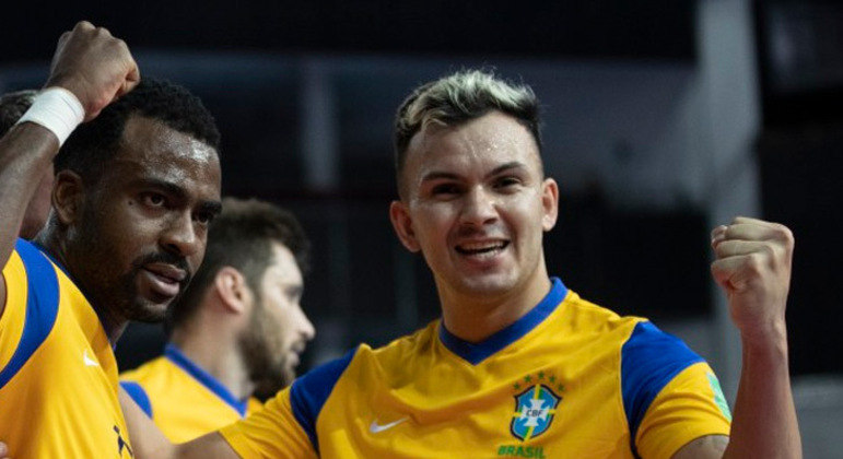 Conheça melhor os jogadores da Seleção Brasileira de Futsal que