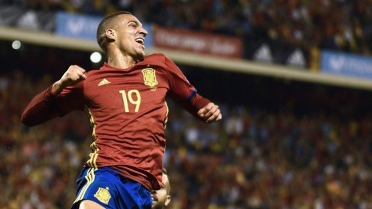 Rodrigo, atacante de 31 anos do Leeds United. Ele nasceu no Rio de Janeiro (RJ) e defende a seleção espanhola.