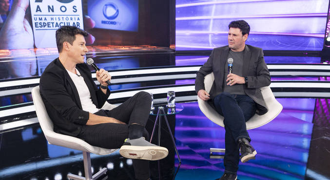 Rodrigo Faro revela bastidores de programas que aprensentou na Record TV