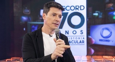 Rodrigo Faro no "Domingo Espetacular"