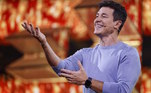O palco do Canta Comigo 5 fica pequeno para a grande quantidade de talentos musicais! Porém, os competidores precisam ir além da afinação para agradar os 100 jurados e garantir uma vaga na final. Confira quais participantes já conquistaram todo o painel de especialistas!