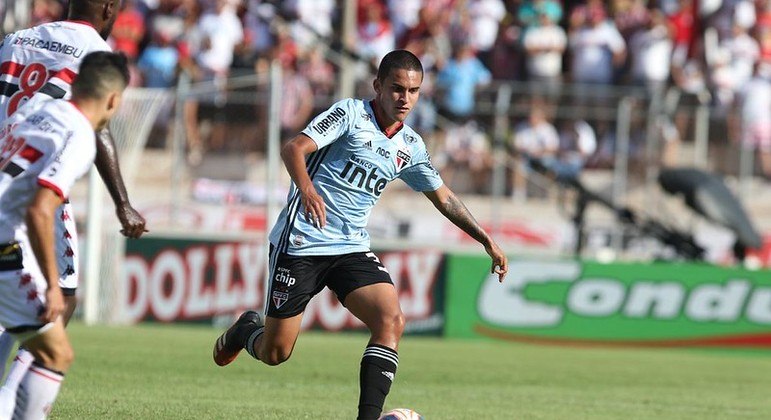 Rodrigo Nestor - o volante de 21 anos tem valor de mercado estimado em 2,5 milhões de euros (cerca de R$ 15,4 milhões). Seu contrato com o São Paulo vai até dezembro de 2024.