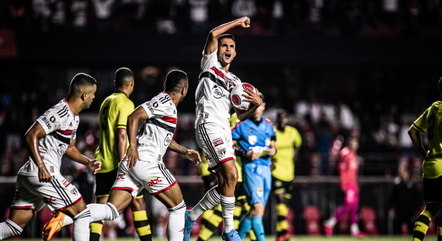 Rodrigo Nestor fez um gol e deu uma assistência
