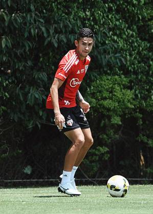Rodrigo Nestor treinando pelo São Paulo