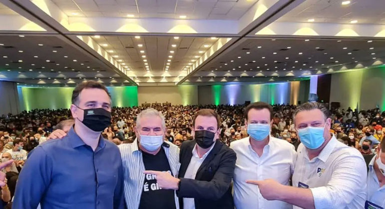 Pacheco participou de convenção do PSD ao lado de Kassab, Eduardo Paes e outros políticos