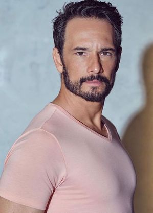 Rodrigo Santoro será o grande vilão da série Bom Dia, Verônica 